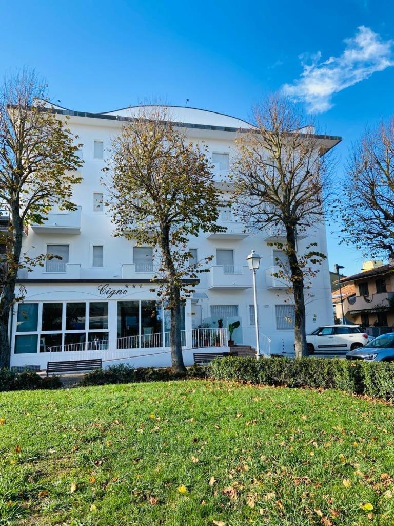Residence Cigno Rimini Exterior photo