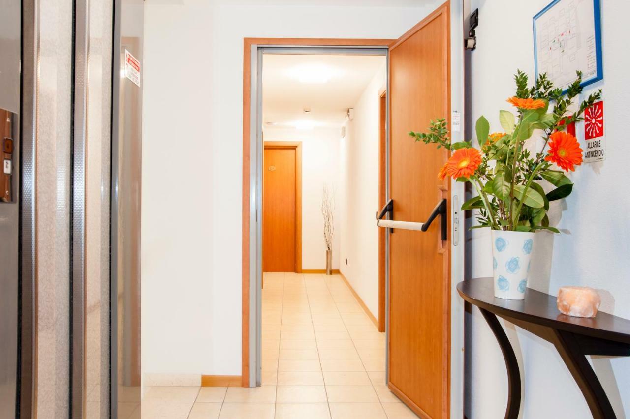 Residence Cigno Rimini Exterior photo