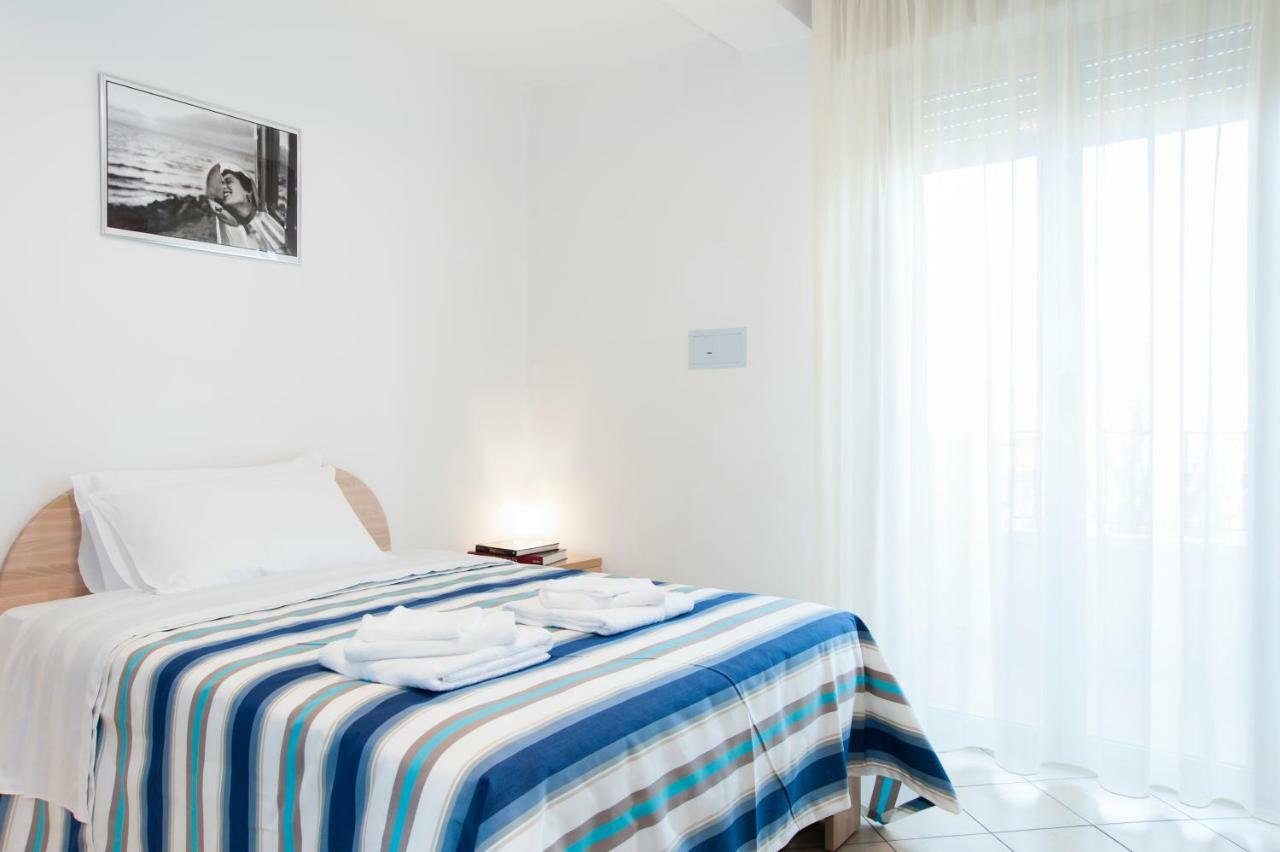 Residence Cigno Rimini Exterior photo